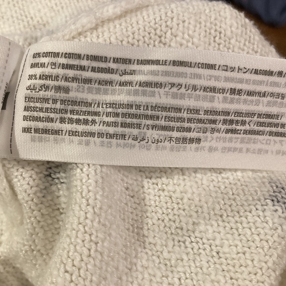 Hollister crewneck lightweight star print size medium sweater! - Picture 6 of 6